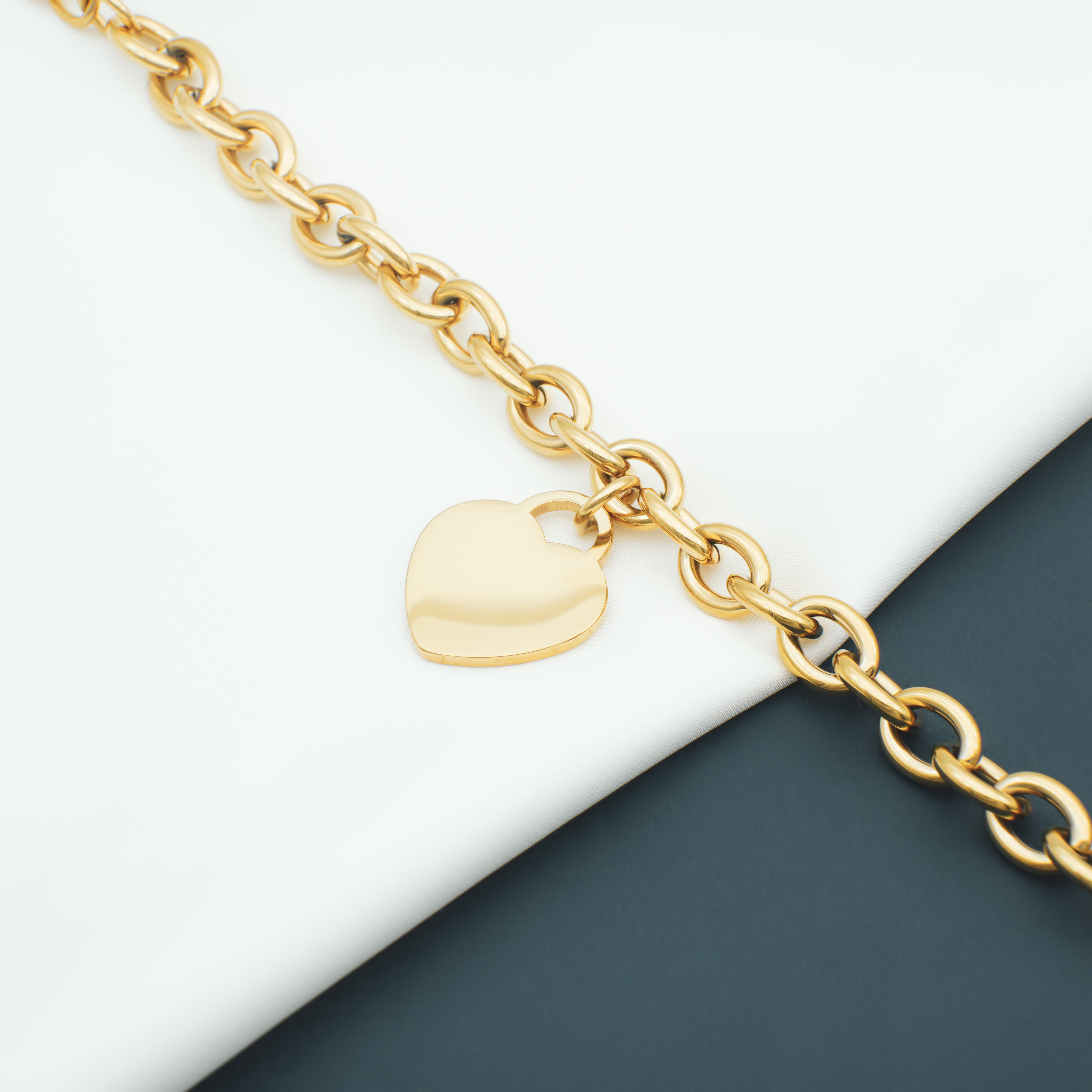 CLASSIC HEART