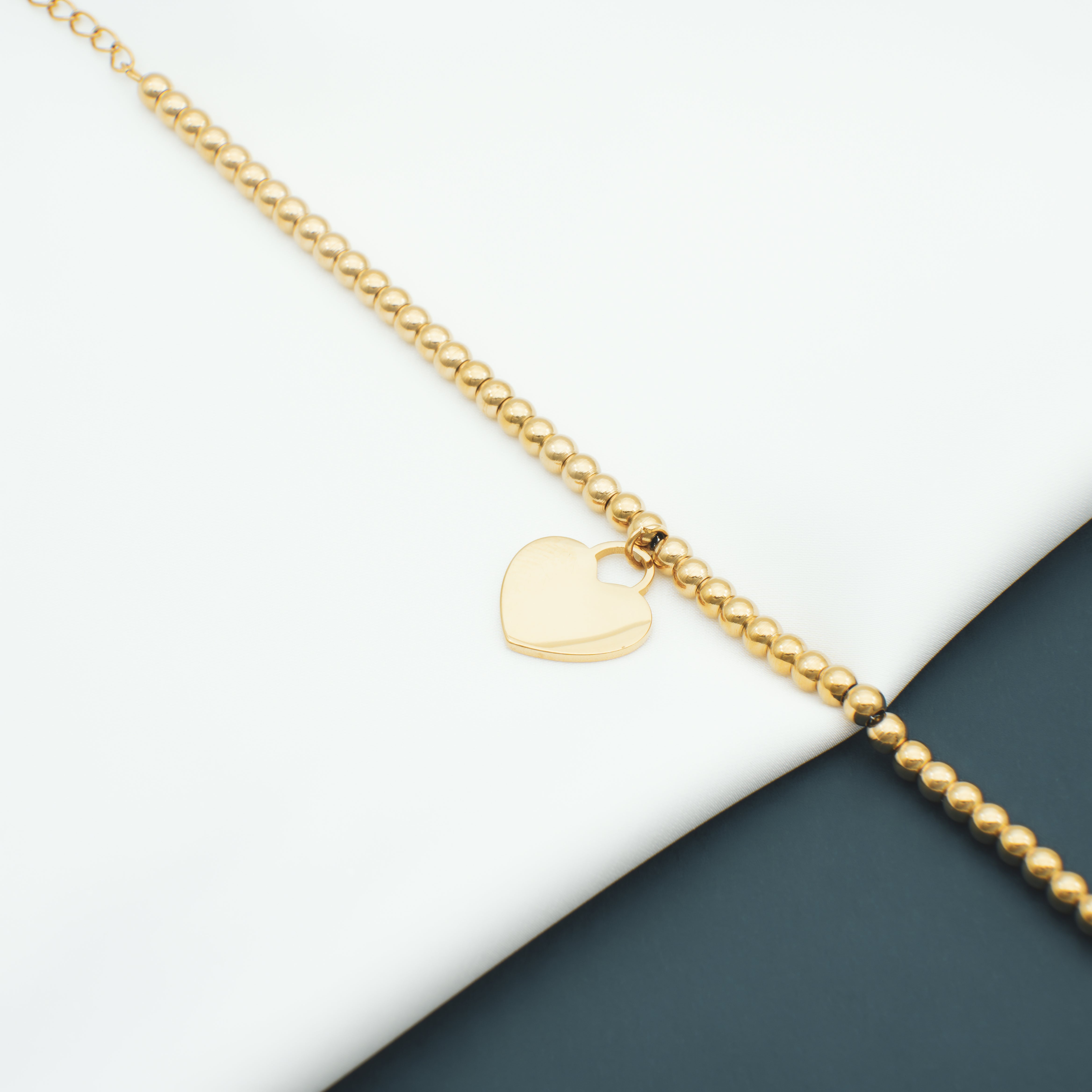 CLASSIC HEART DOTS