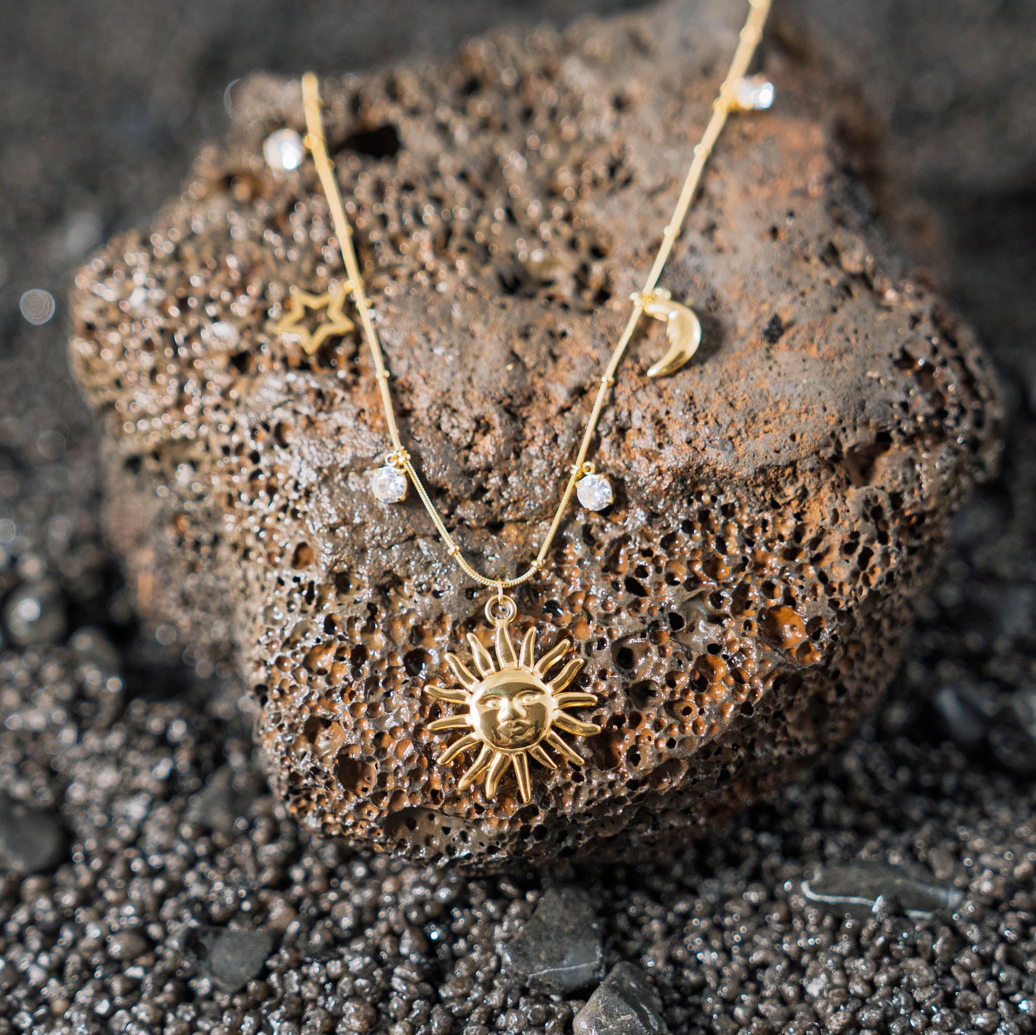 Collana sun