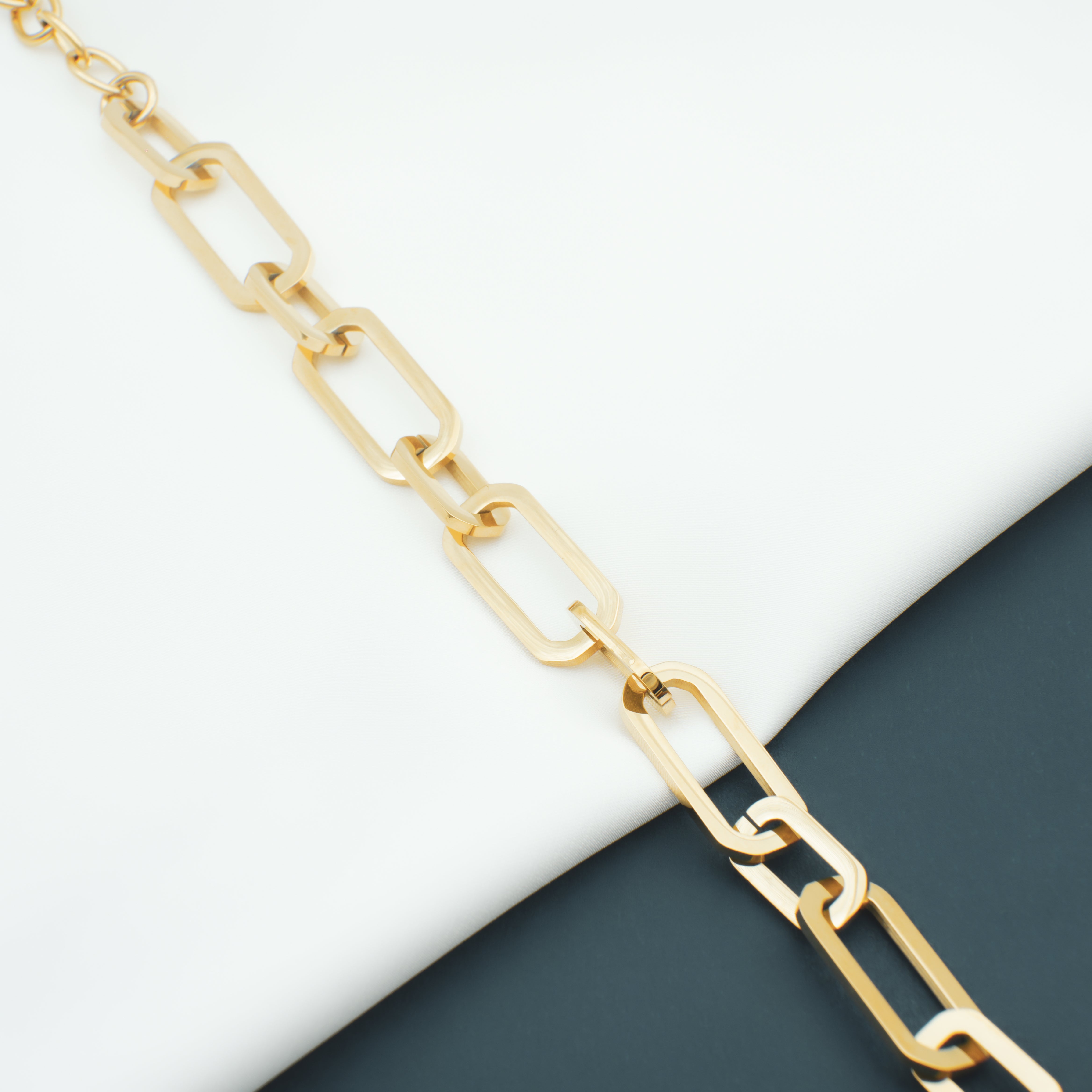 CHAIN